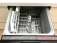 キッチン:食器洗い乾燥機付きです！オール電化なのでコンロはもちろんIHクッキングヒーター！このキッチンで料理したくなること間違いなしですね！