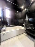 浴室:1坪の快適で清潔な空間で疲れを癒す心も体もオフになる極上のリラックスタイムをお楽しみください。